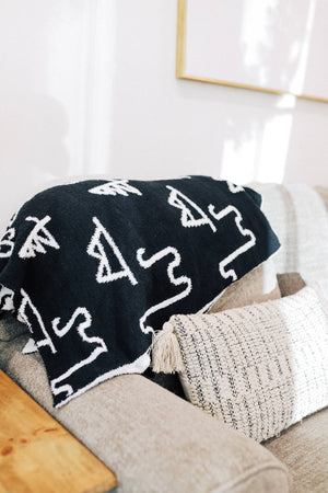 Western Brand Throw Blanket | Soft Black & White Cattle Pattern 4'x6'